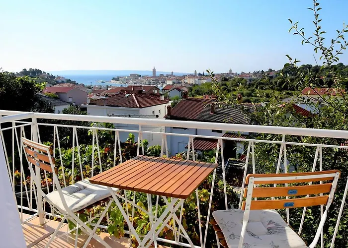 Apartments Rab City View
